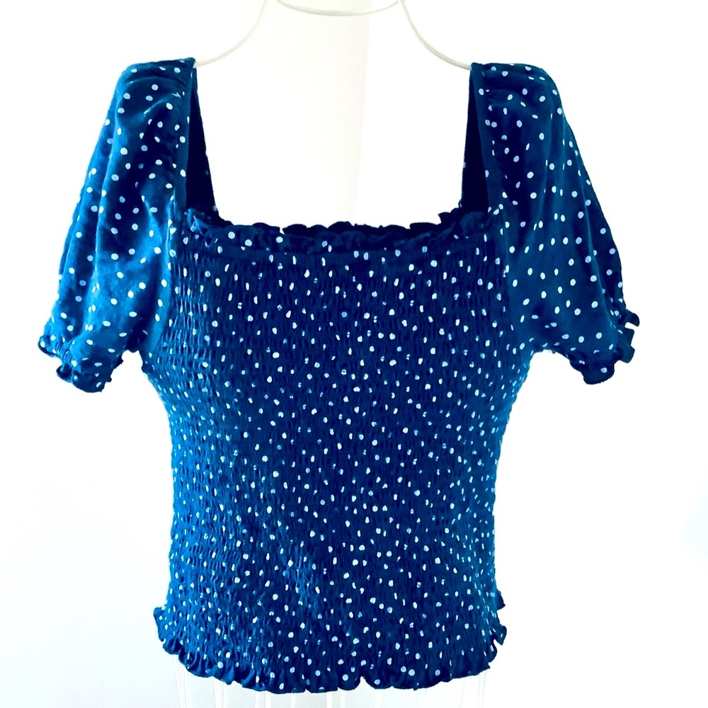 American Eagle blue and white, polka dot top. Size XS